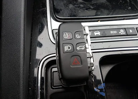 2018 Jaguar F-Pace 25T Premium z USA, uszkodzony, nr VIN SADCJ2FX9JA321948